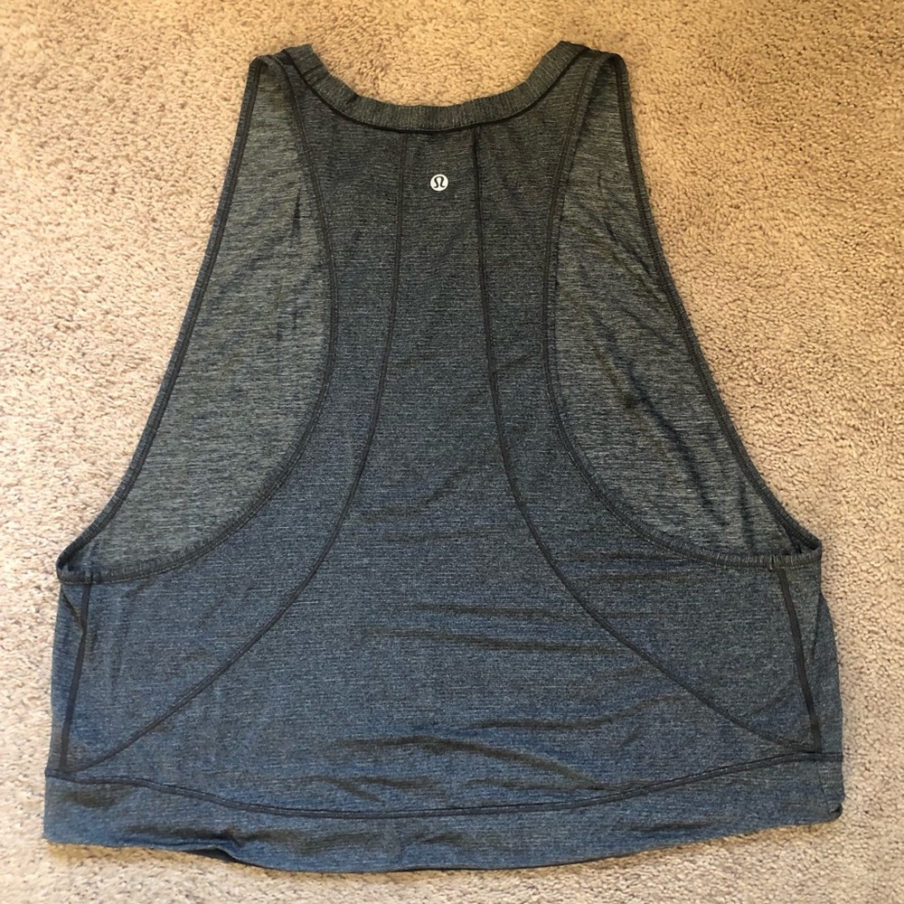 Lululemon cropped tank
